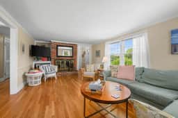 4 Min from Nauset Beach w/ Grill + Outdoor Shower - Image 5