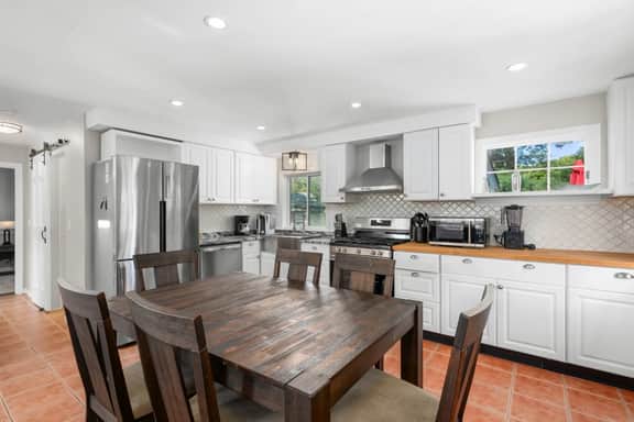 14 Heritage Drive - Image 3